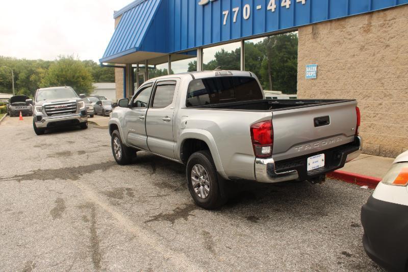 Toyota Tacoma 2WD SR5 Double Cab 6' Bed AT (Natl) 2019