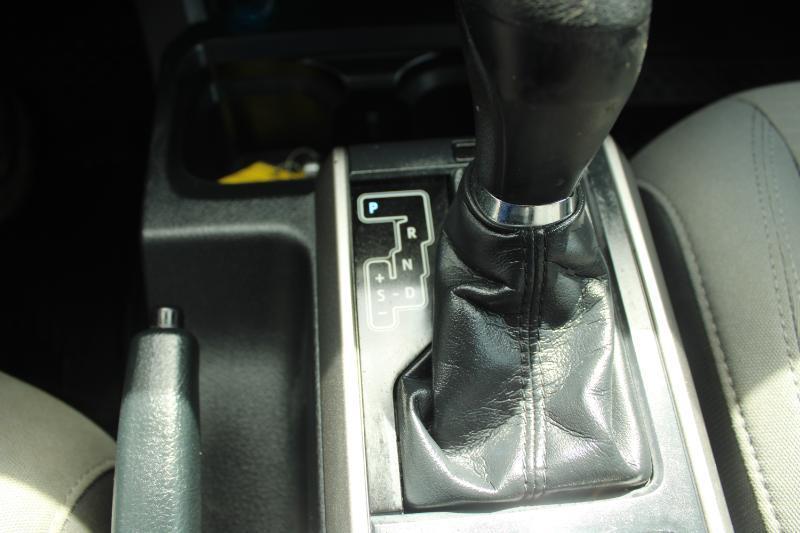Toyota Tacoma 2WD SR5 Double Cab 6' Bed AT (Natl) 2019