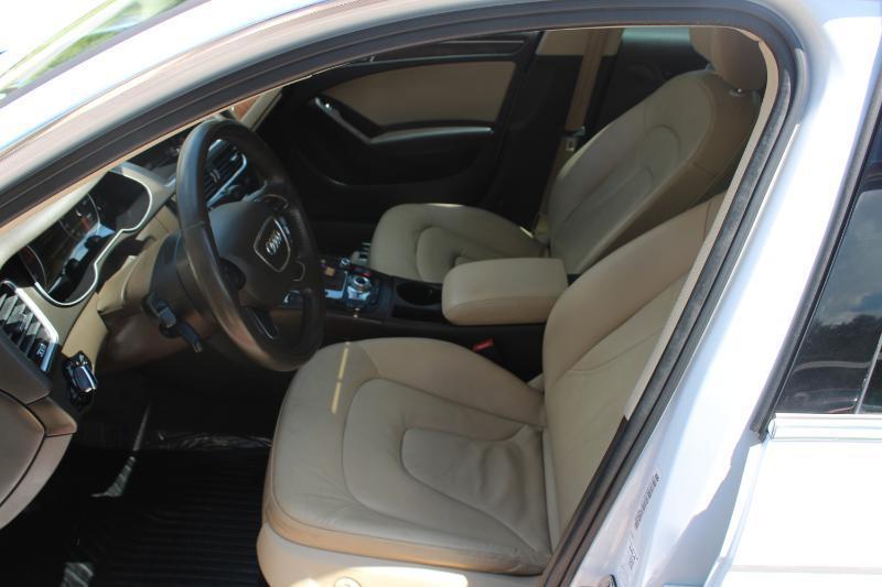 Audi A4 4dr Sdn Auto quattro 2.0T Premium Plus 2014