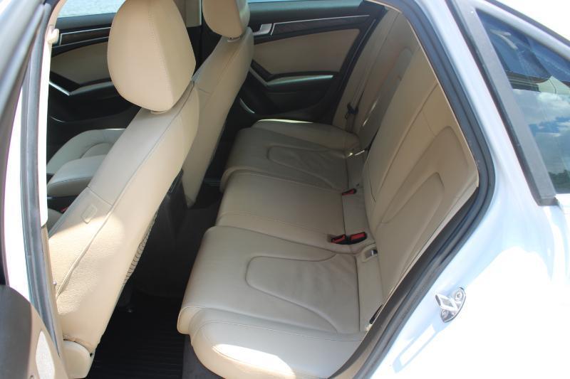 Audi A4 4dr Sdn Auto quattro 2.0T Premium Plus 2014