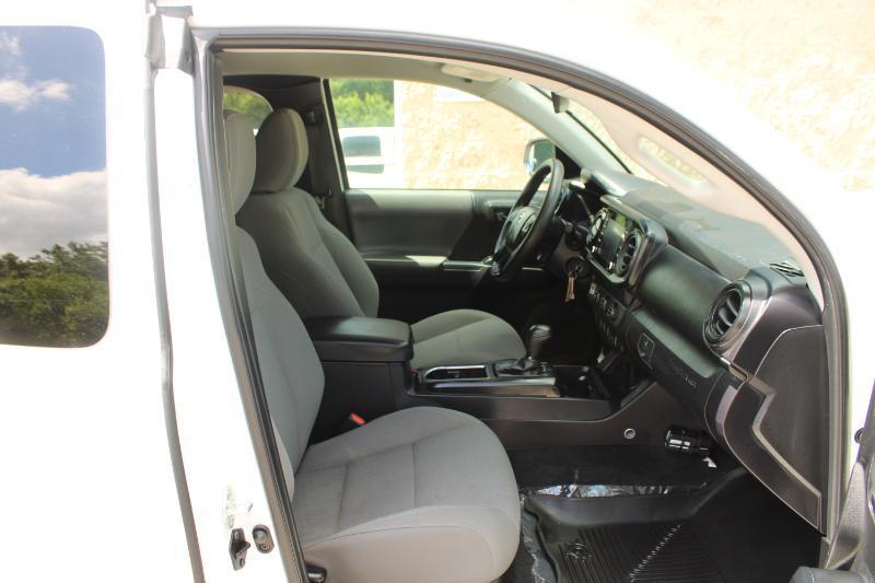 Toyota Tacoma 2WD SR Access Cab 6' Bed I4 AT (Natl) 2022
