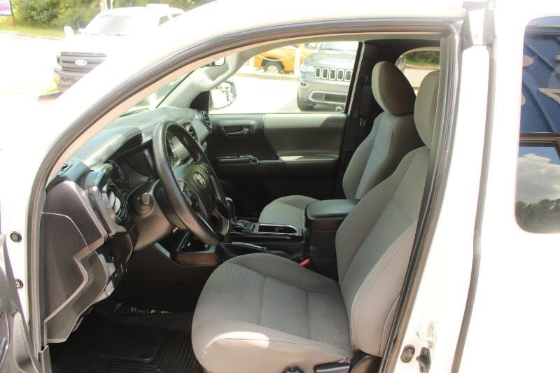 Toyota Tacoma 2WD SR Access Cab 6' Bed I4 AT (Natl) 2022