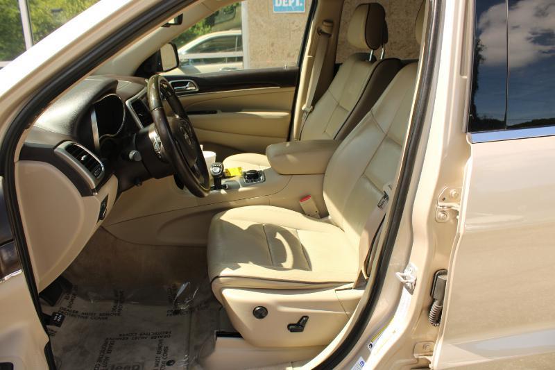 Jeep Grand Cherokee 4WD 4dr Overland 2015