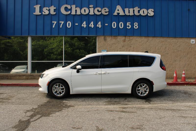 Chrysler Voyager LX FWD 2023