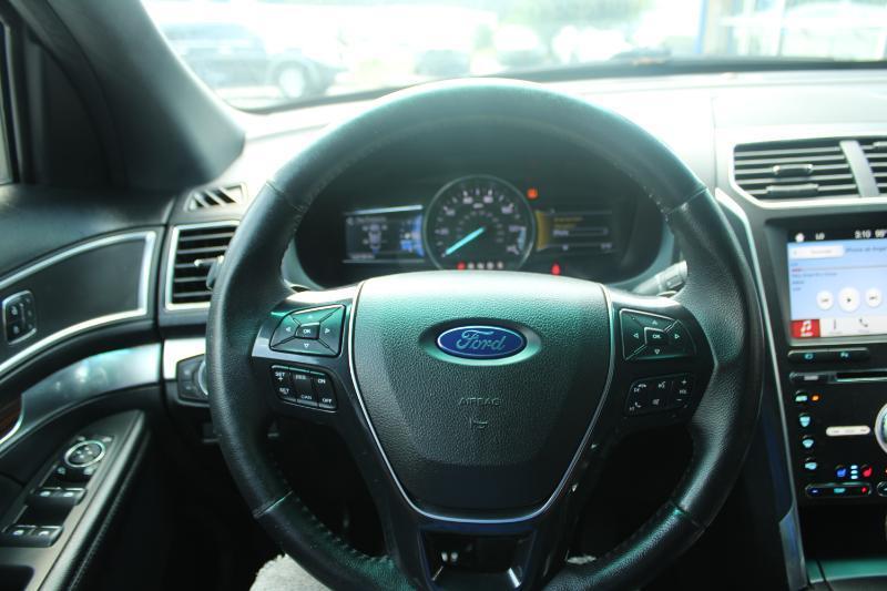 Ford Explorer Limited 4WD 2017