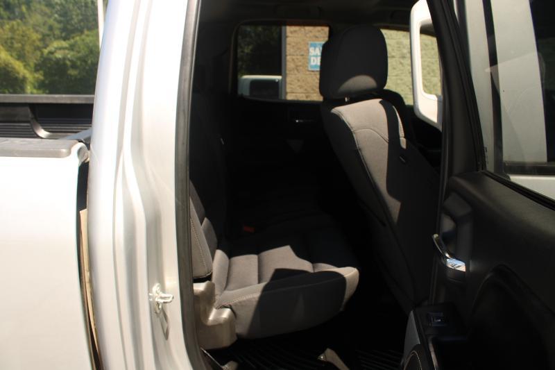 Chevrolet Silverado 1500 4WD Double Cab 143.5" LT w/2LT 2016