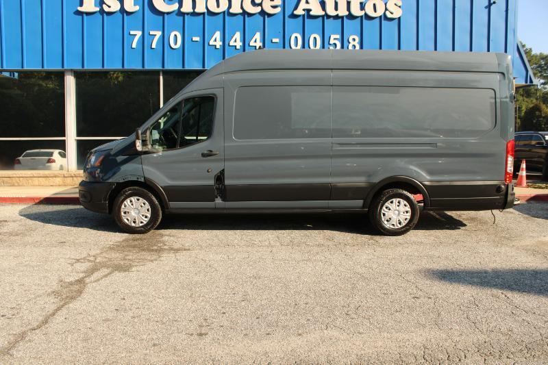 Ford Transit Cargo Van T-250 148" EL Hi Rf 9070 GVWR RWD 2021