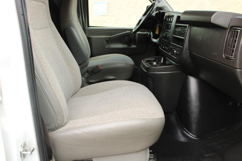 GMC Savana Cargo Van RWD 2500 155" 2020