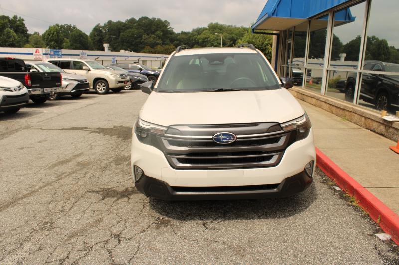 Subaru Forester Premium AWD 2025