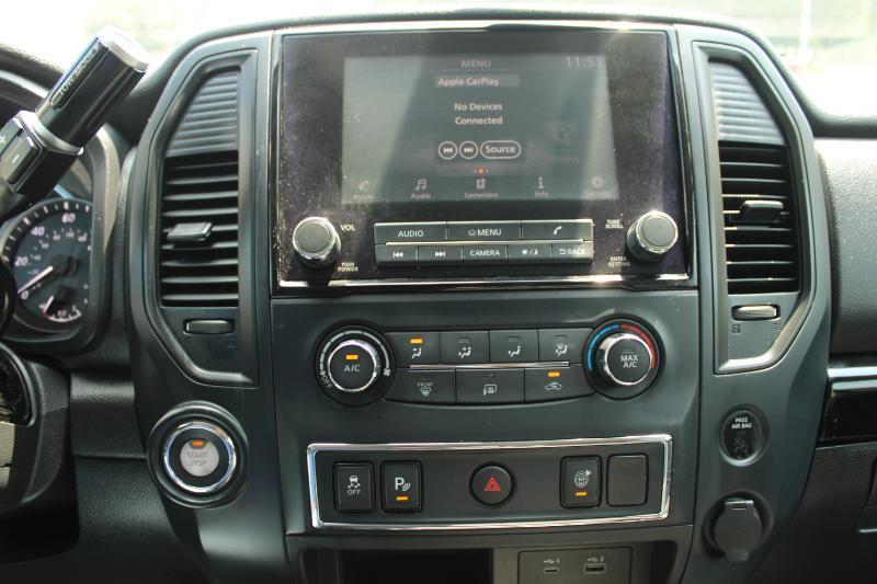 Nissan Titan 4x2 Crew Cab SV 2023
