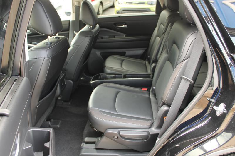 Nissan Pathfinder SL 4WD 2022