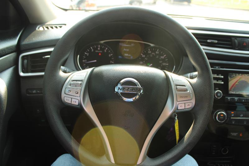 Nissan Rogue FWD 4dr S *Ltd Avail* 2015