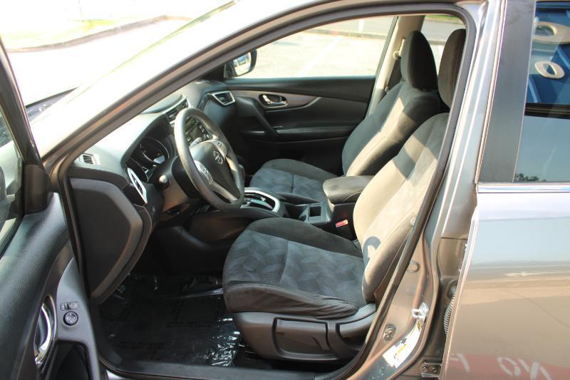 Nissan Rogue FWD 4dr S *Ltd Avail* 2015
