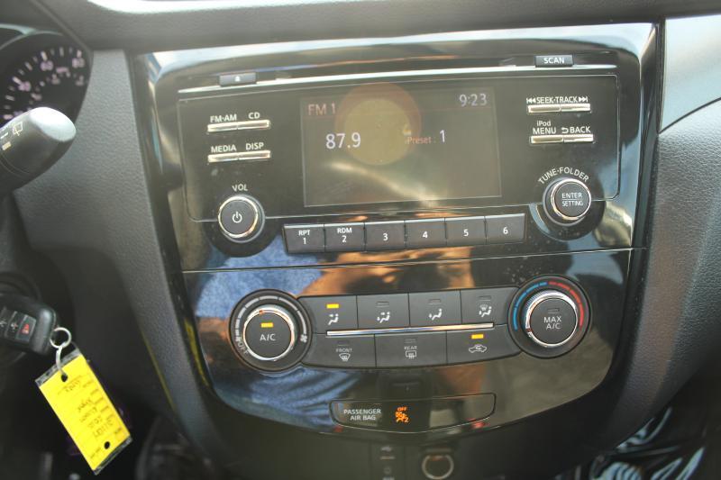 Nissan Rogue FWD 4dr S *Ltd Avail* 2015