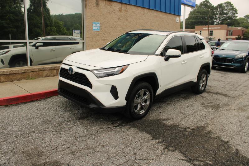 Toyota RAV4 Hybrid XLE AWD (Natl) 2023