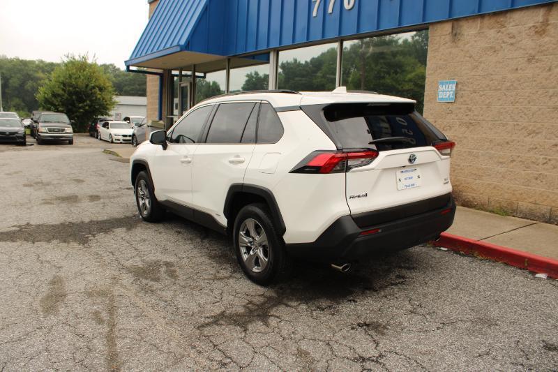Toyota RAV4 Hybrid XLE AWD (Natl) 2023