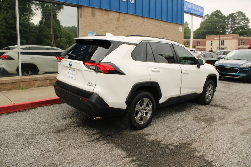 Toyota RAV4 Hybrid XLE AWD (Natl) 2023