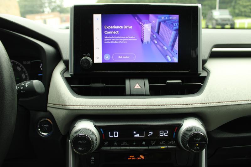 Toyota RAV4 Hybrid XLE AWD (Natl) 2023