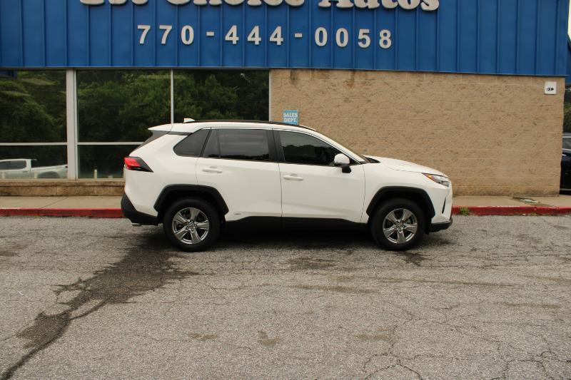 Toyota RAV4 Hybrid XLE AWD (Natl) 2023