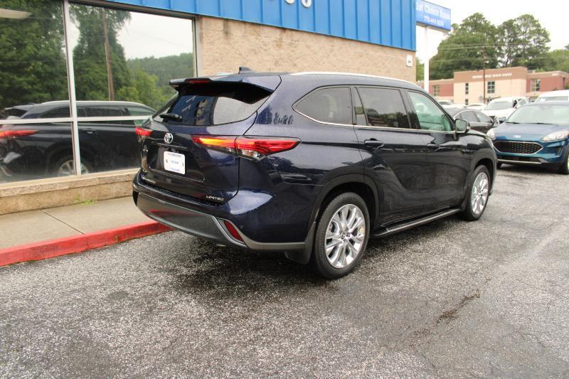 Toyota Highlander Limited FWD (Natl) 2021