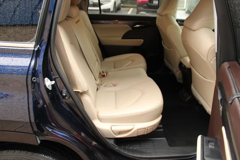 Toyota Highlander Limited FWD (Natl) 2021