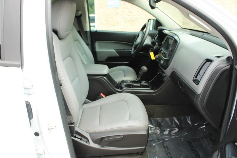 Chevrolet Colorado 2WD Crew Cab 140.5" WT 2017