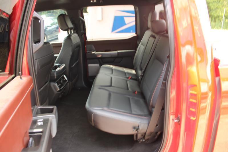 Ford F-150 Lariat 4WD SuperCrew 5.5' Box 2023