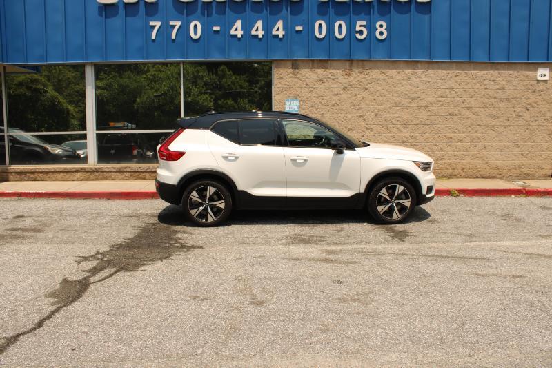 Volvo XC40 Recharge Pure Electric P8 eAWD Twin Plus 2022