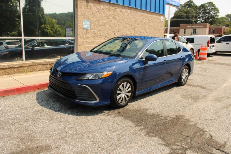 Toyota Camry Hybrid LE CVT (Natl) 2023