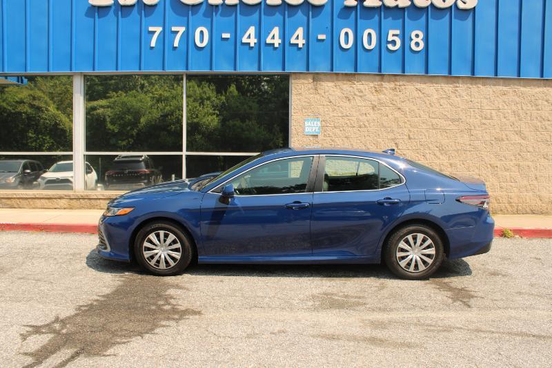 Toyota Camry Hybrid LE CVT (Natl) 2023