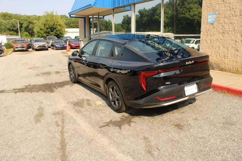 Kia K4 LXS FWD 2025