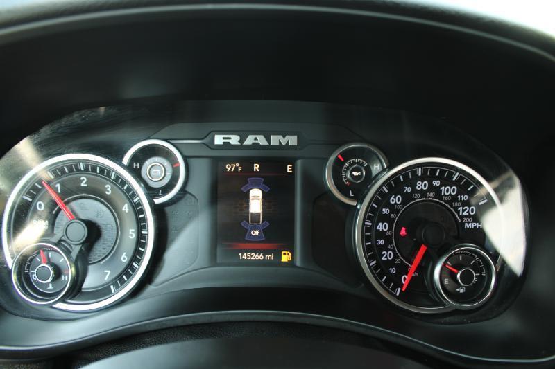 RAM 2500 Big Horn 4x4 Crew Cab 6'4" Box 2019