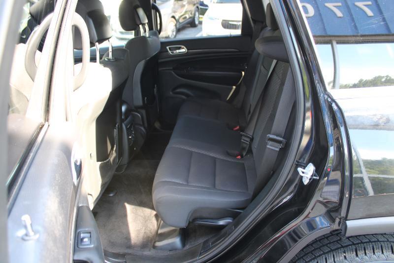 Jeep Grand Cherokee Laredo 4x2 *Ltd Avail* 2018