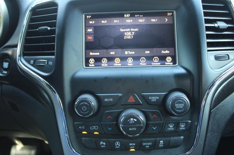 Jeep Grand Cherokee Laredo 4x2 *Ltd Avail* 2018