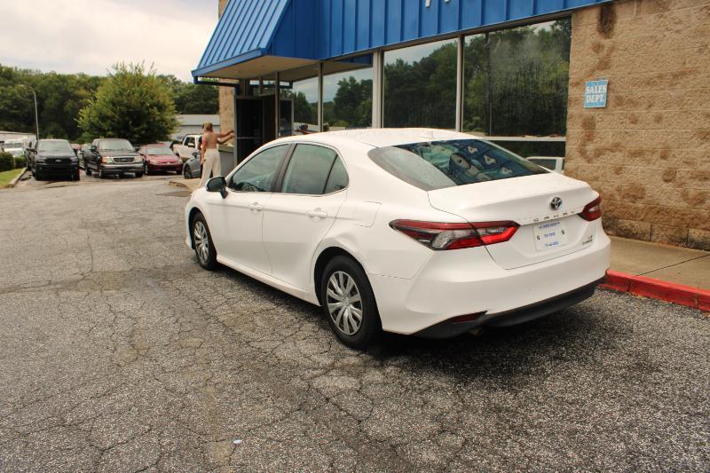Toyota Camry Hybrid LE CVT (Natl) 2022
