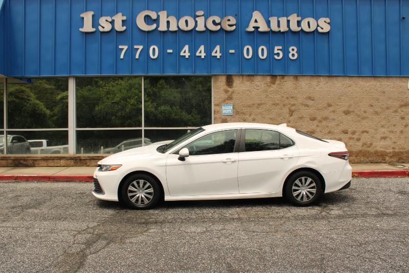 Toyota Camry Hybrid LE CVT (Natl) 2022