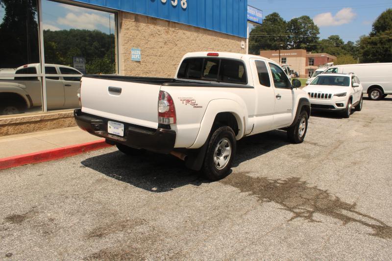 Toyota Tacoma 2WD Access Cab I4 AT PreRunner (Natl) 2015