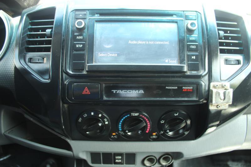 Toyota Tacoma 2WD Access Cab I4 AT PreRunner (Natl) 2015
