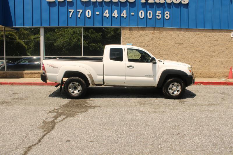 Toyota Tacoma 2WD Access Cab I4 AT PreRunner (Natl) 2015