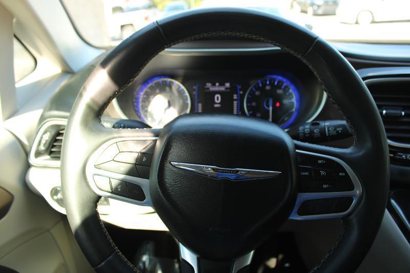 Chrysler Voyager LX FWD 2023