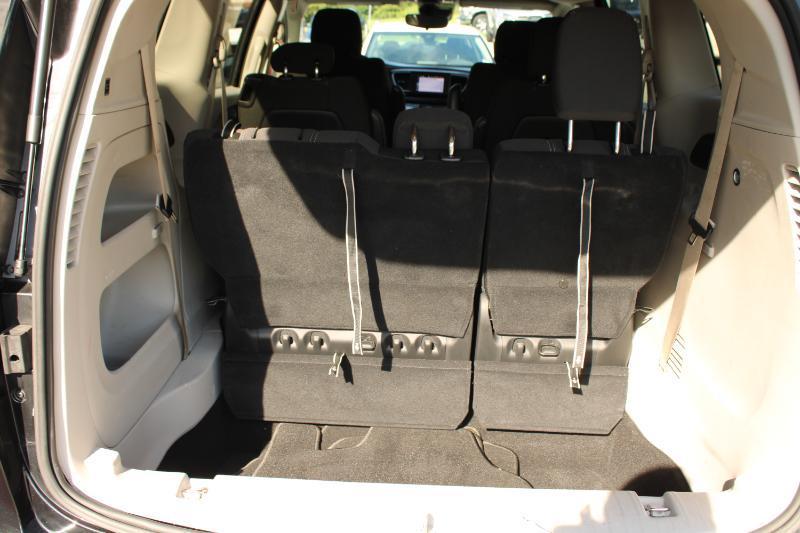 Chrysler Voyager LX FWD 2023