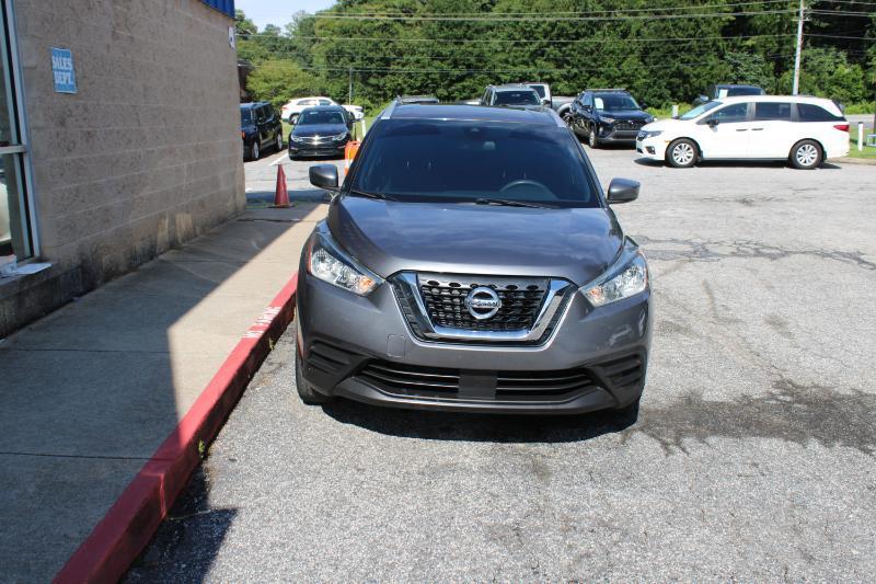 Nissan Kicks SV FWD 2020
