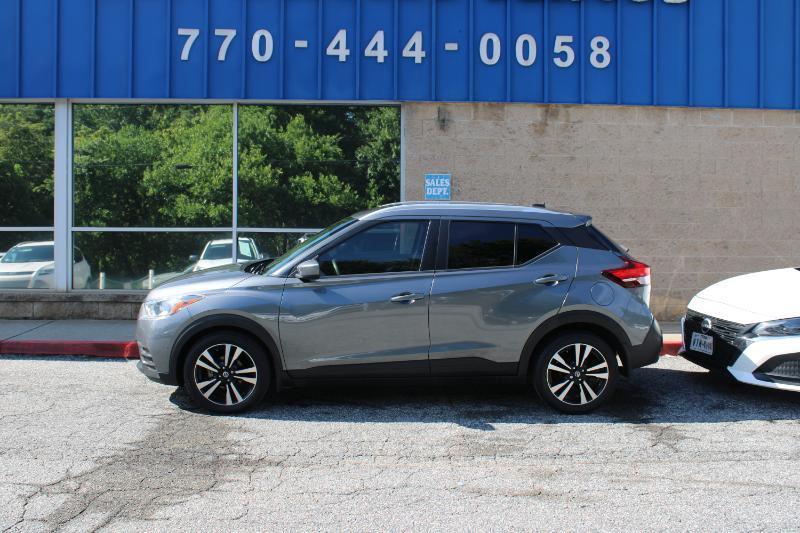 Nissan Kicks SV FWD 2020