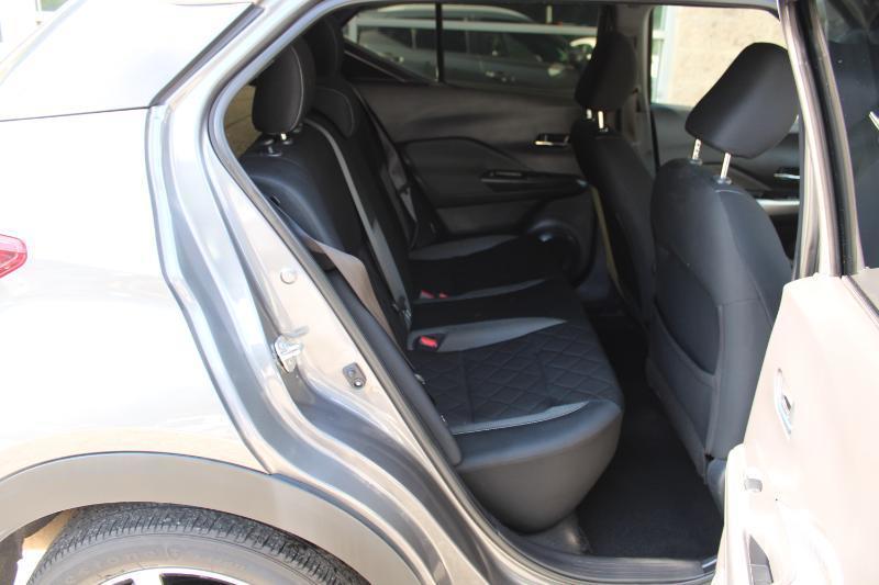 Nissan Kicks SV FWD 2020