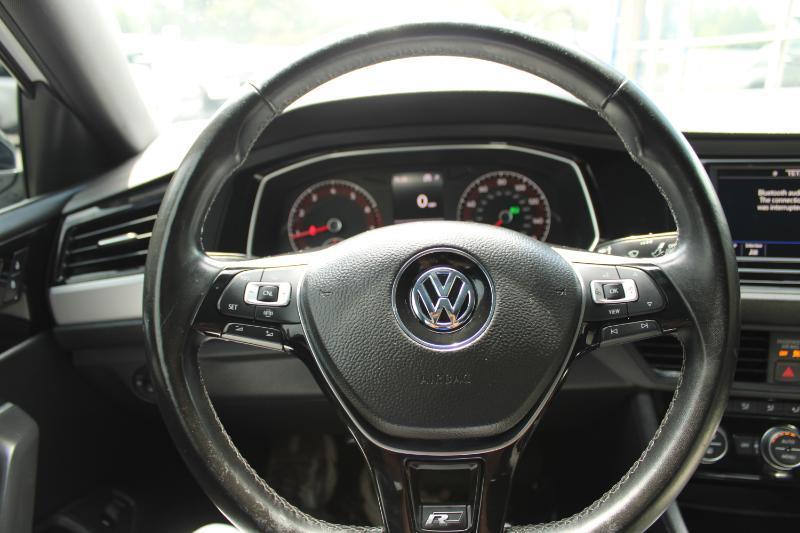 Volkswagen Jetta R-Line Auto w/SULEV 2020