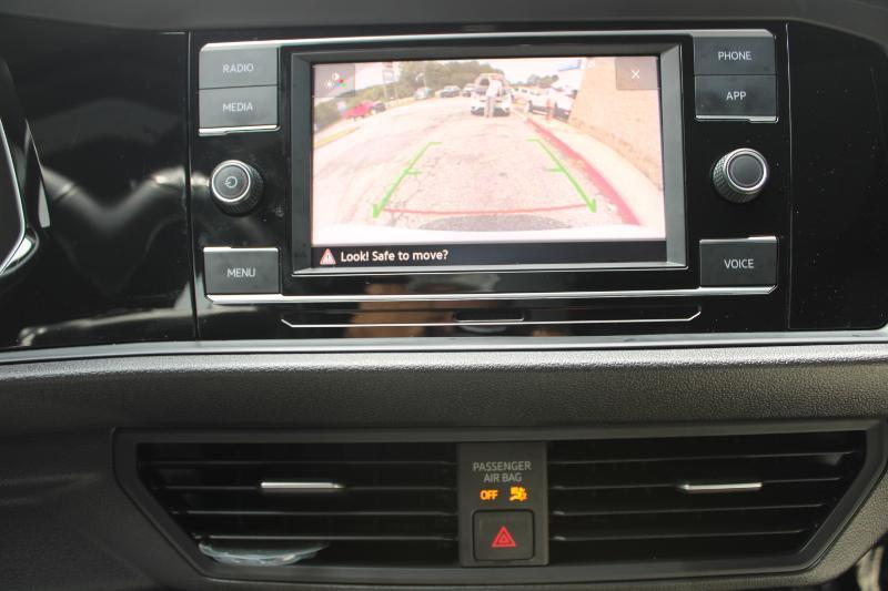 Volkswagen Jetta R-Line Auto w/SULEV 2020