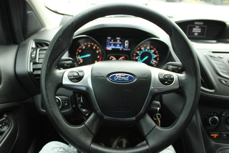 Ford Escape FWD 4dr S 2016