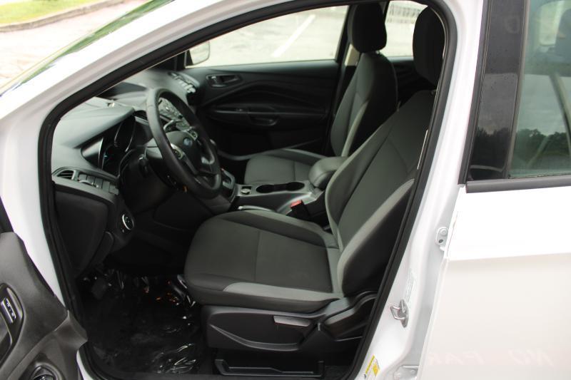 Ford Escape FWD 4dr S 2016
