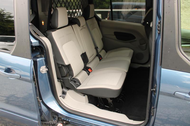Ford Transit Connect Wagon XLT LWB w/Rear Symmetrical Doors 2022