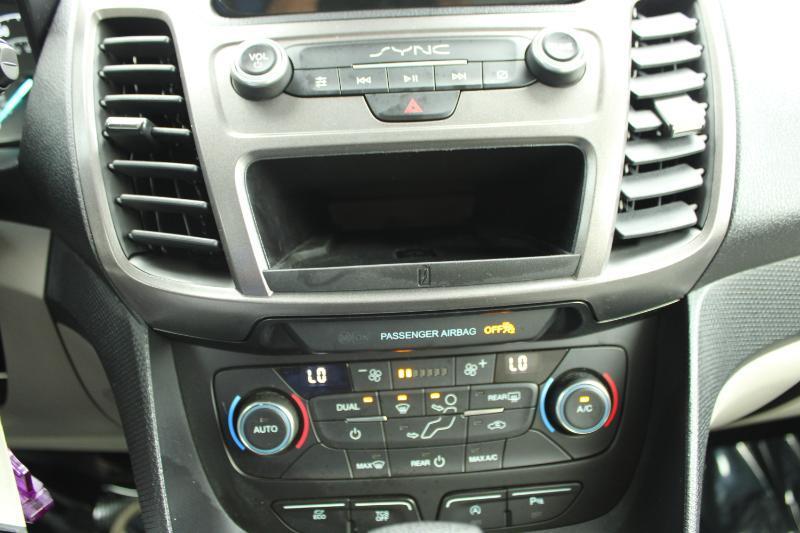 Ford Transit Connect Wagon XLT LWB w/Rear Symmetrical Doors 2022
